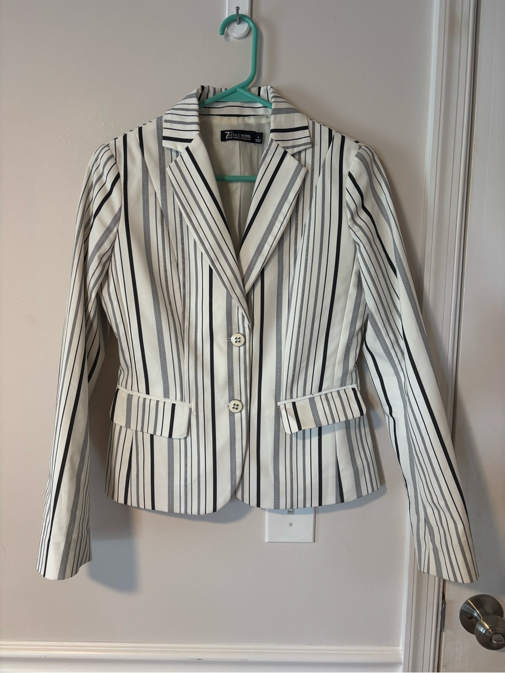 7th Avenue New York & Company Striped Blazer Women’s Size 0 Career Jacket